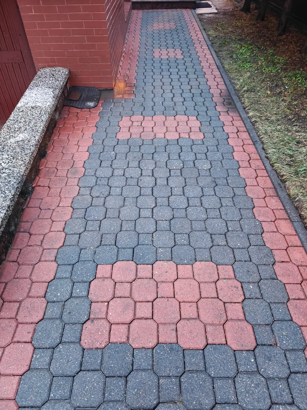 Wejście z kostki po czyszczeniu
